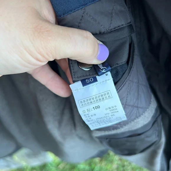 Aquascutum London Black Puffer Jacket with Insulated Design - Picture 9 of 11